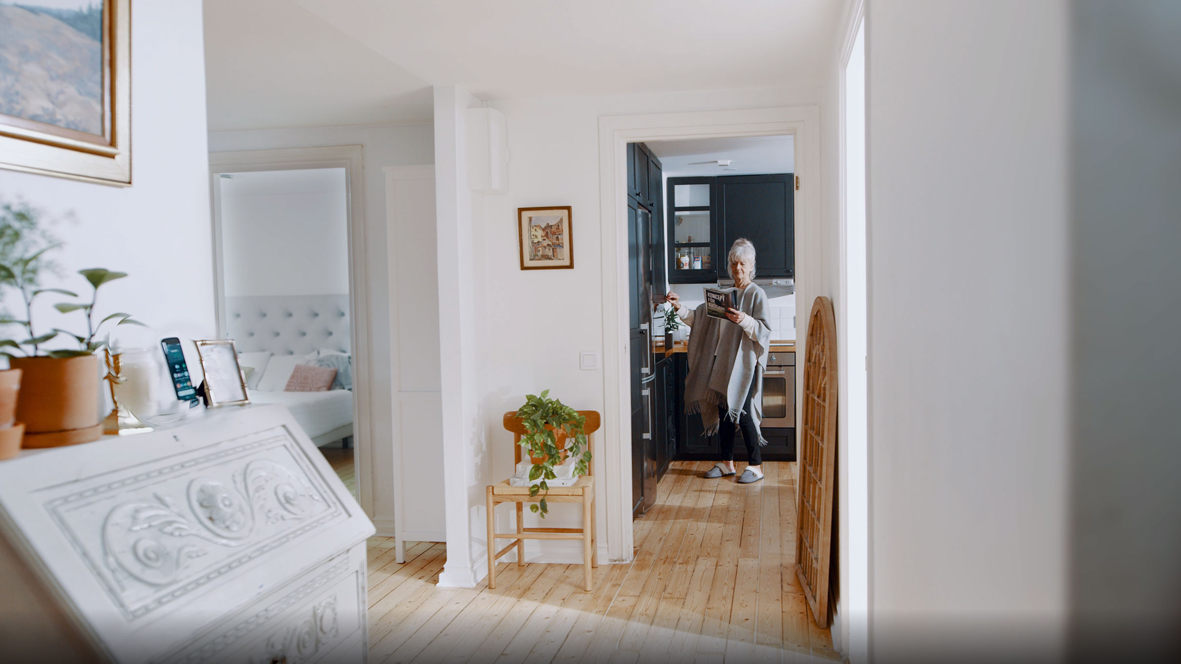 Mother prepares for a visit from her daughter